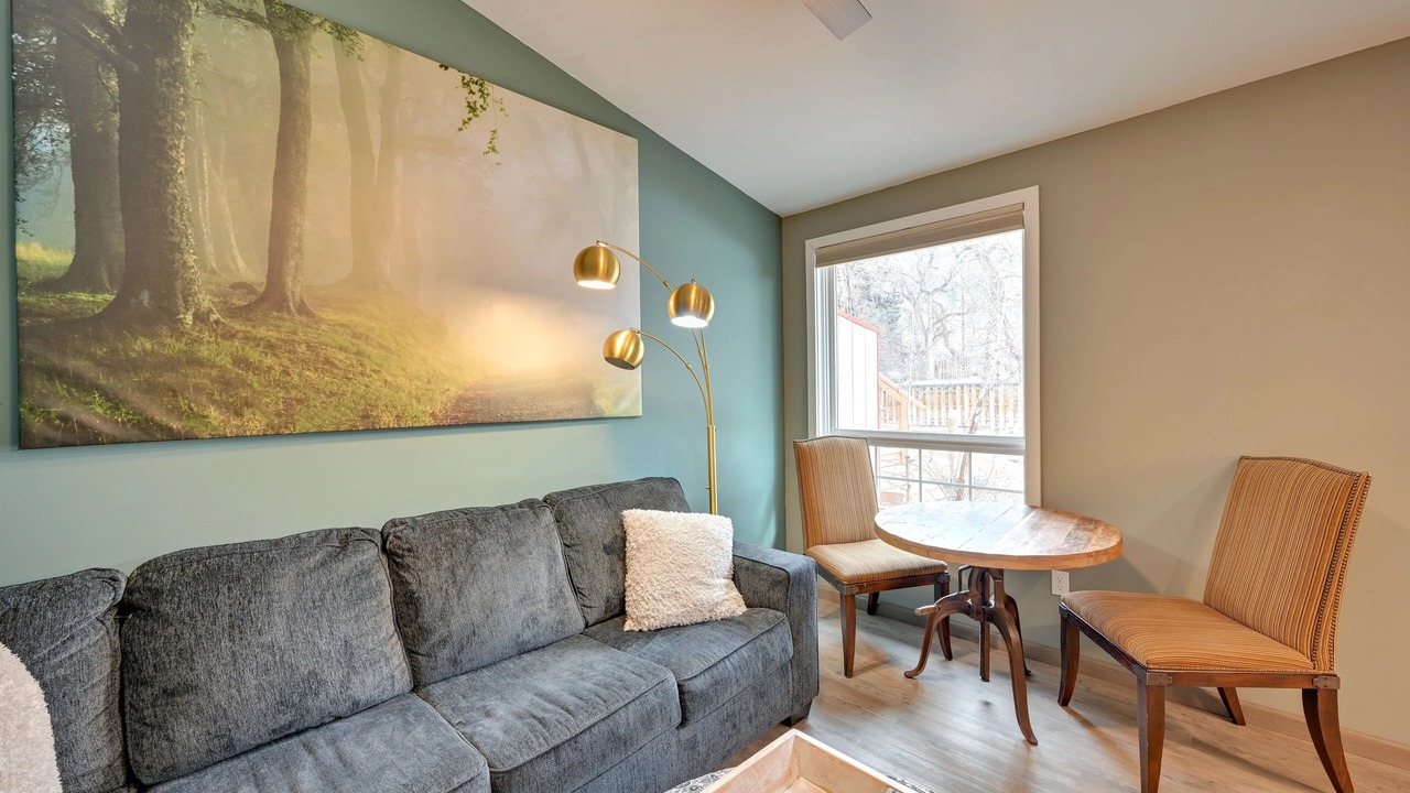 Photo of Livingroom in Crestone