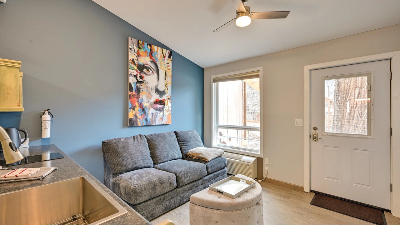 Photo of Livingroom in Crestone