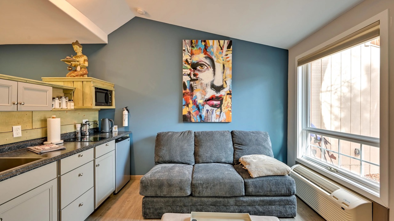 Photo of Livingroom in Crestone