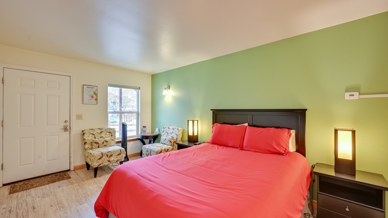 Photo of Bedroom in Crestone