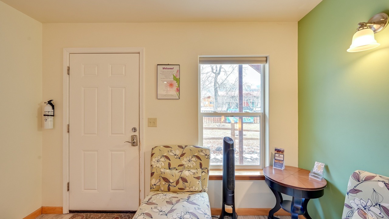 Photo of Livingroom in Crestone