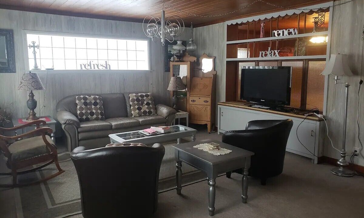 Photo of Livingroom in Ishpeming