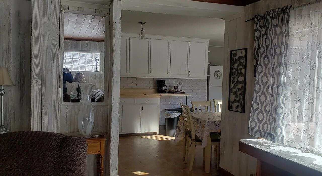 Photo of Livingroom in Ishpeming