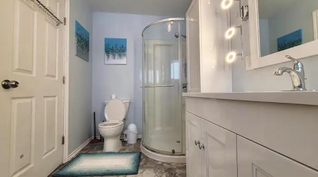 Photo of Bathroom in Saint Laurent