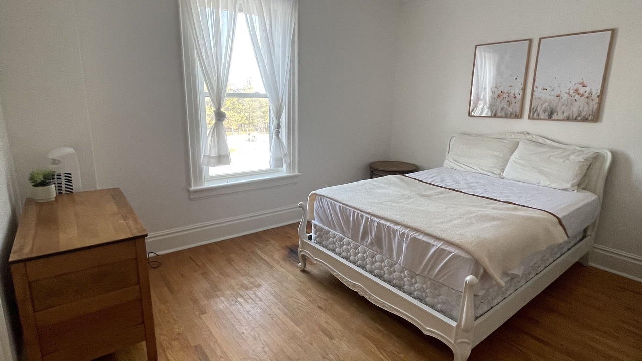 Photo of Bedroom in Clearview Township