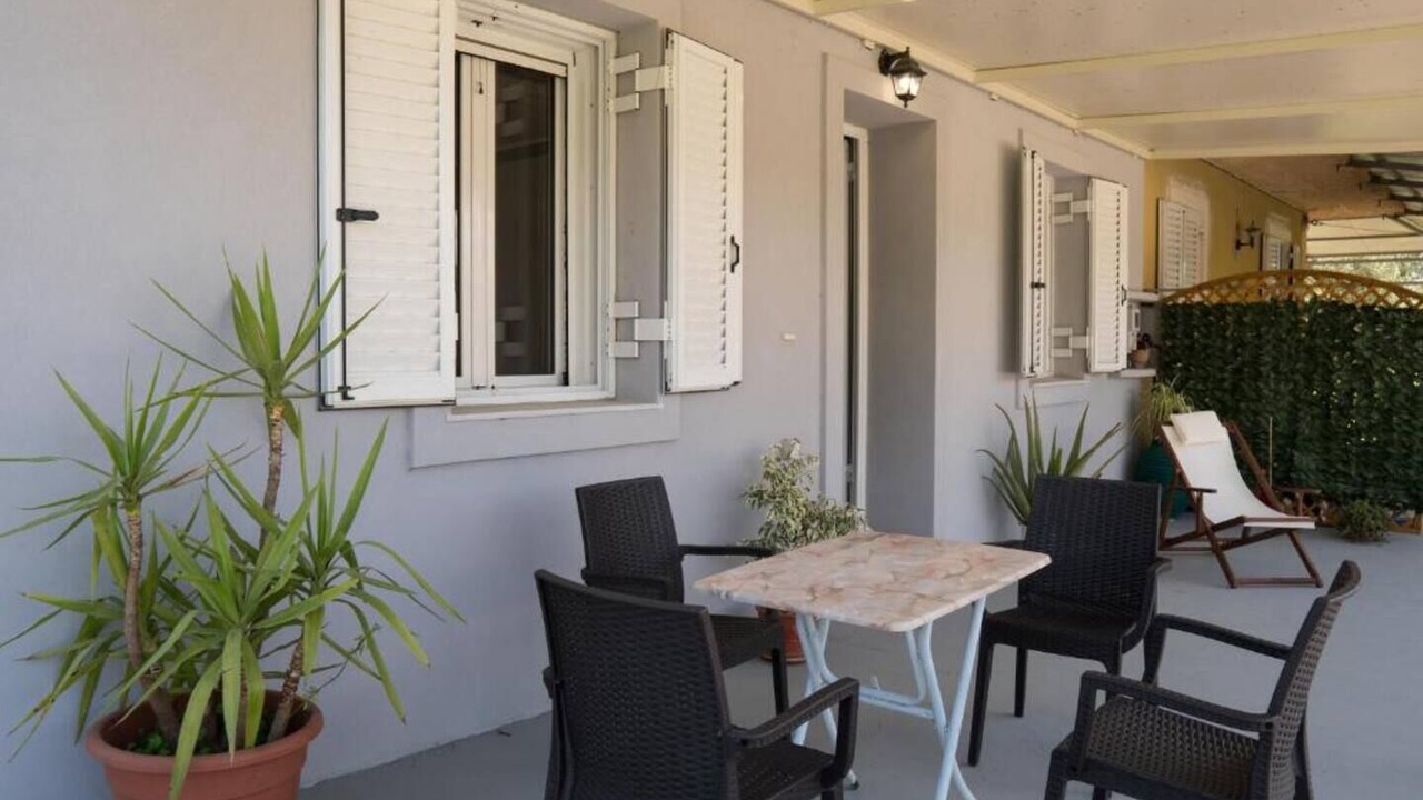 Photo of Outdoor in Neromilos