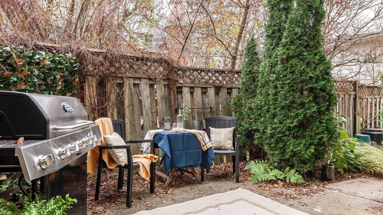 Photo of Outdoor in Stratford