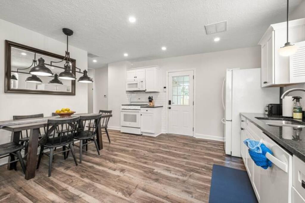 Photo of Kitchen in Shelby Park