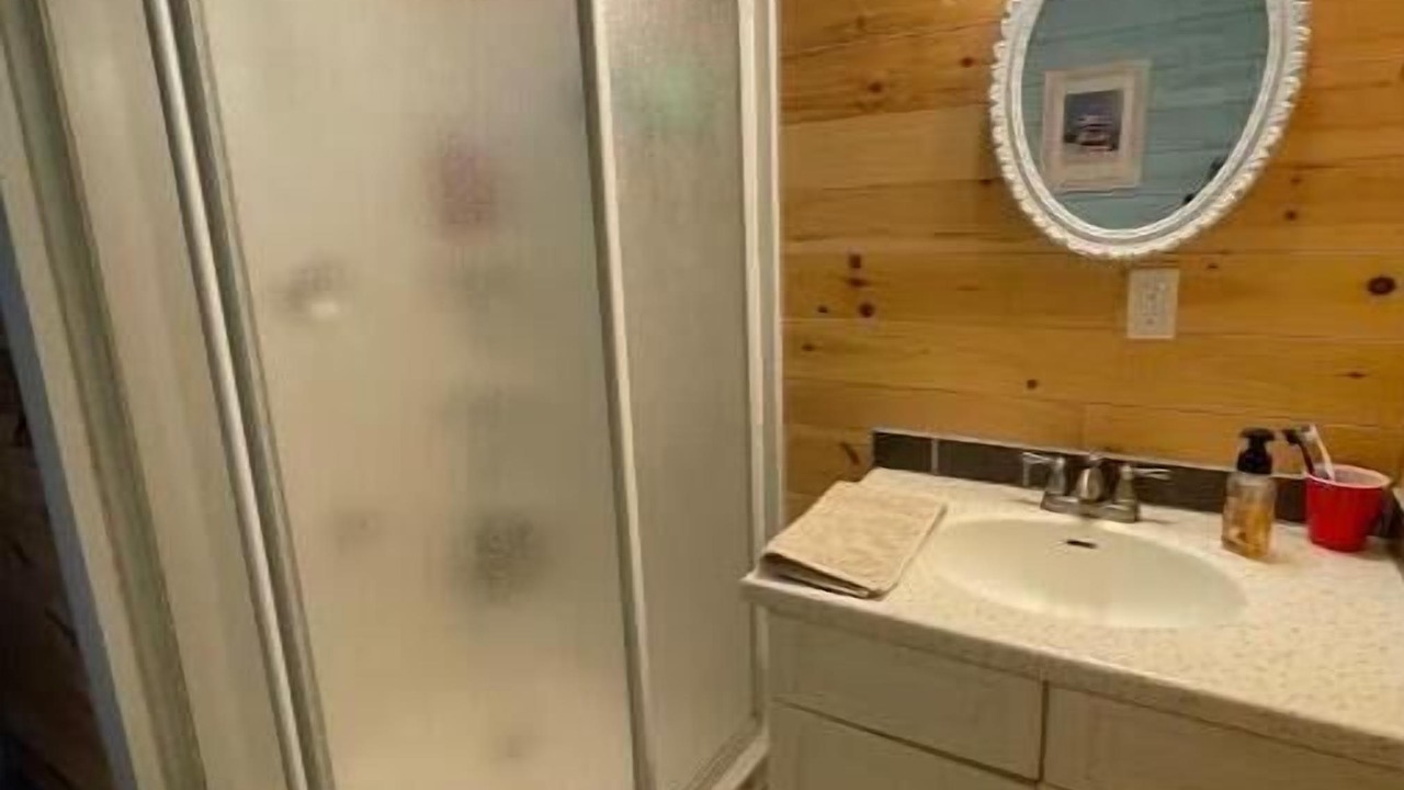 Photo of Bathroom in Hardings Point