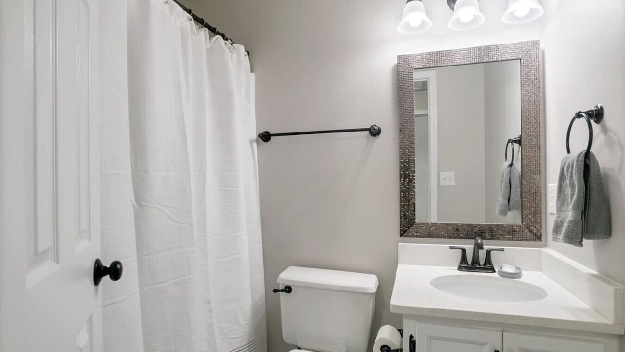 Photo of Bathroom in Smyrna