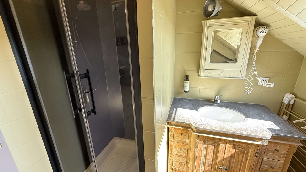 Photo of Bathroom in Yffiniac