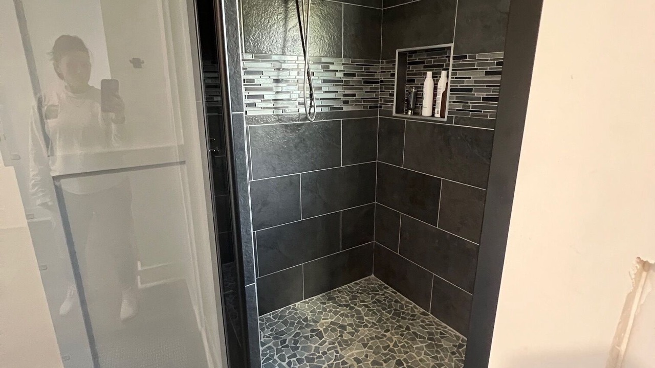 Photo of Bathroom in Cayuga