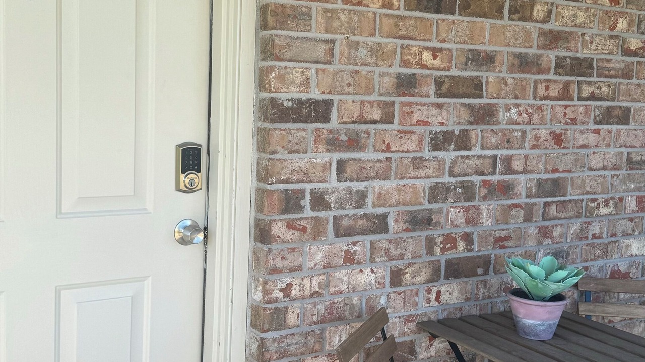 Photo of Patio Balcony in Madisonville