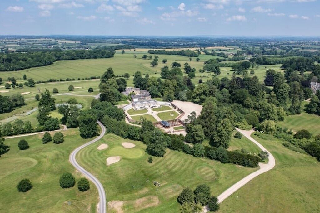 Photo of Outdoor in Lullington