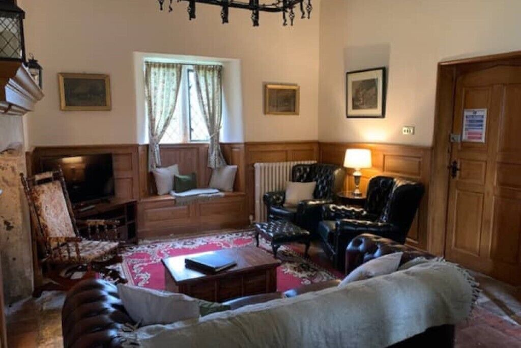 Photo of Livingroom in Lullington