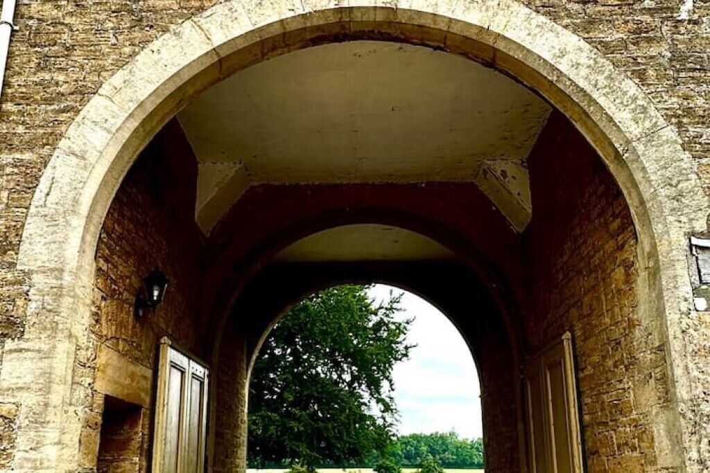 Photo of Outdoor in Lullington