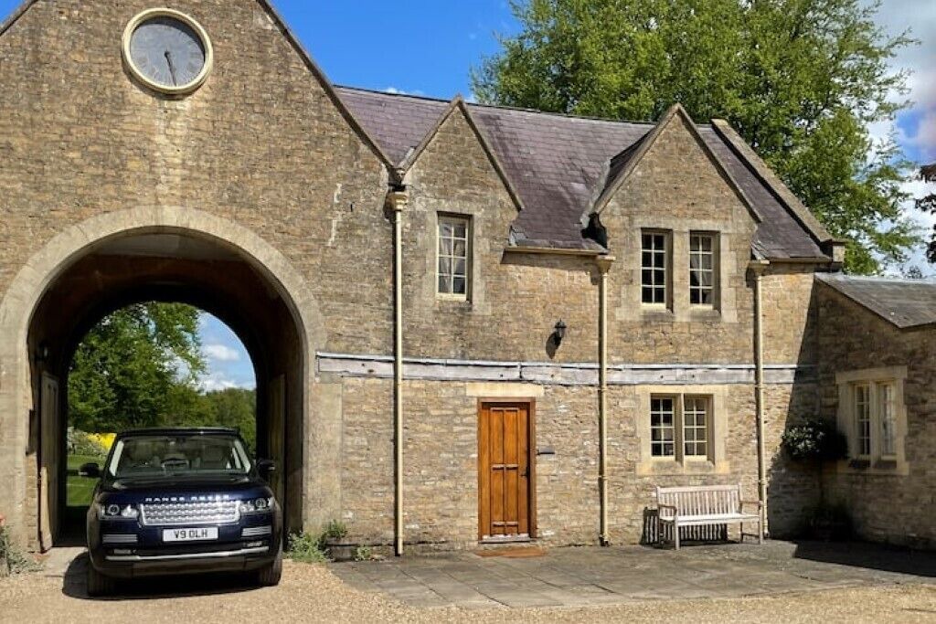 Photo of Outdoor in Lullington