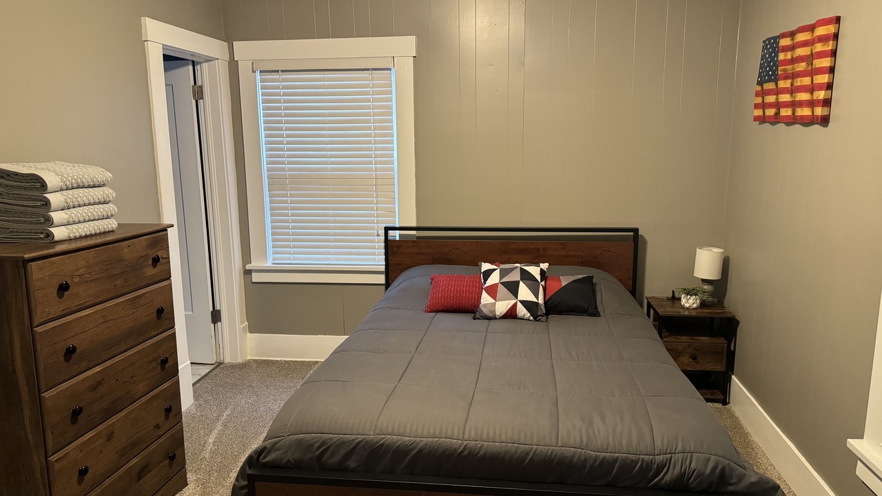 Photo of Bedroom in Hutchinson