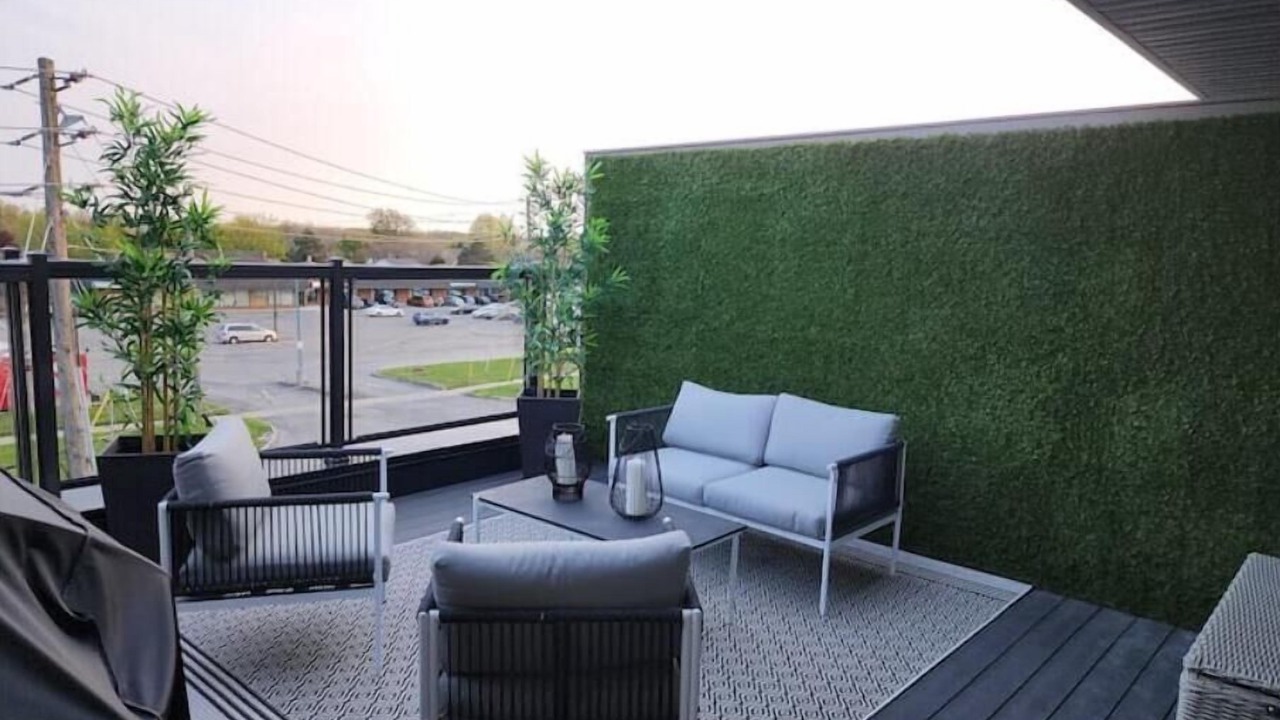 Photo of Patio Balcony in Niagara Falls