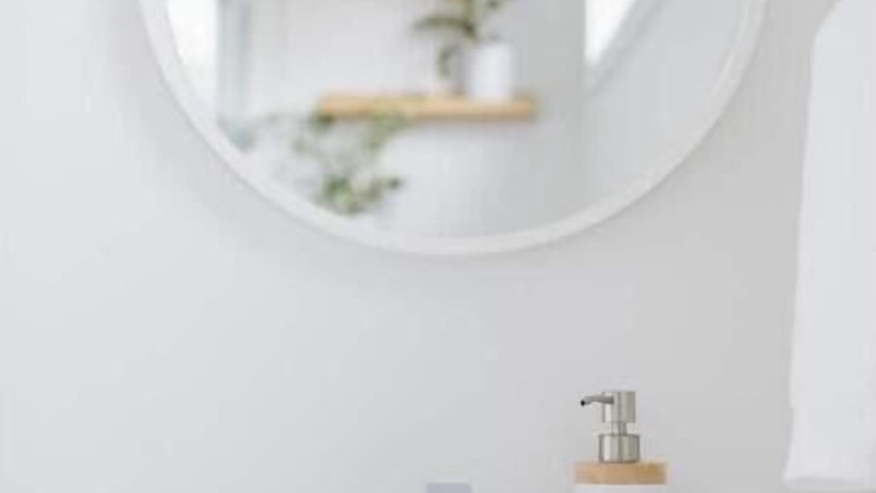 Photo of Bathroom in Niagara Falls