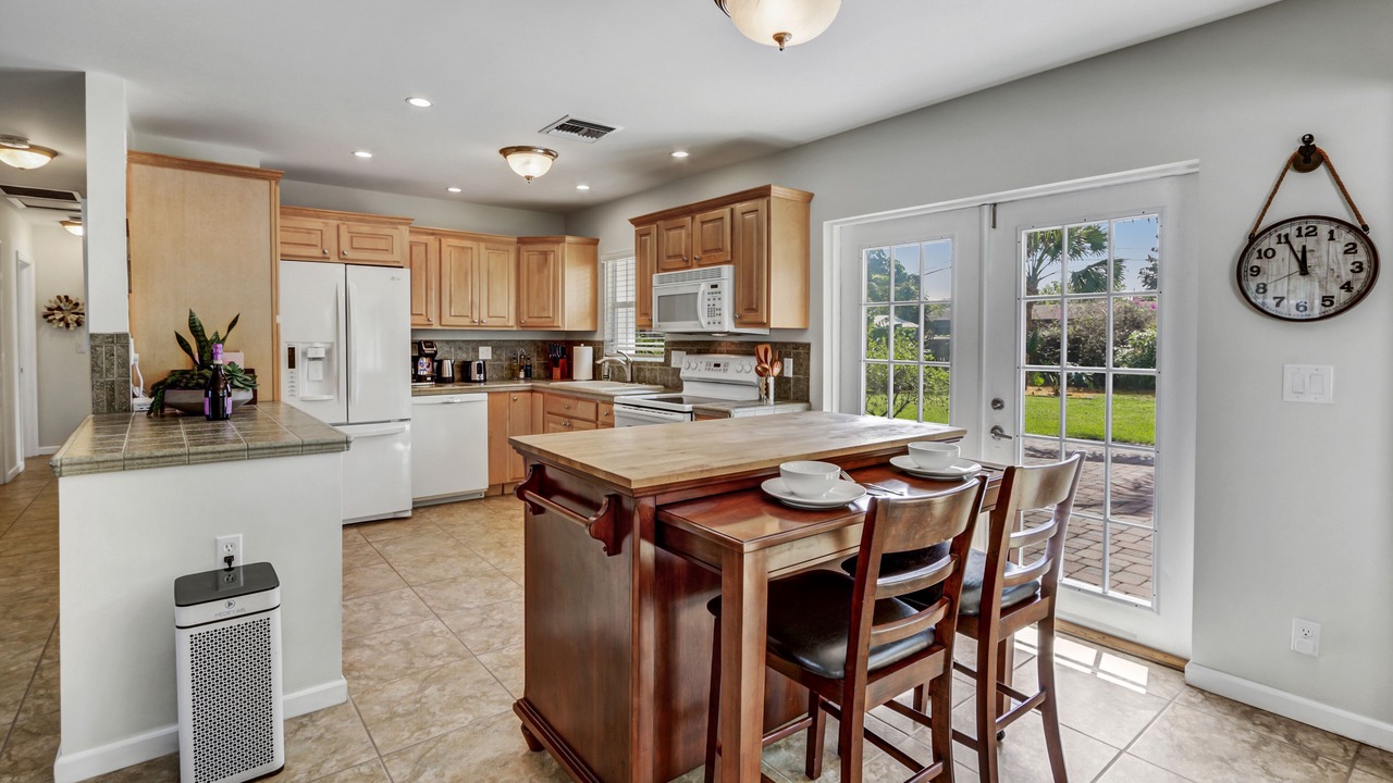 Photo of Kitchen in Central Corals
