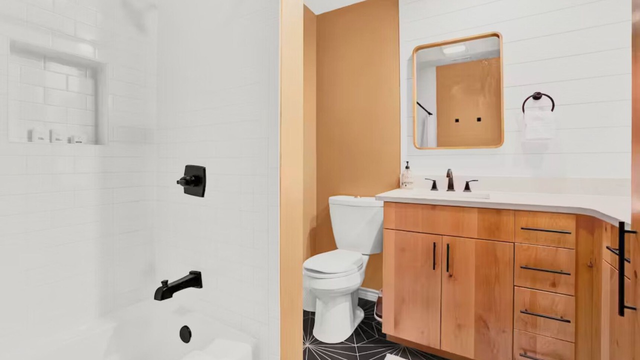 Photo of Bathroom in Comfort