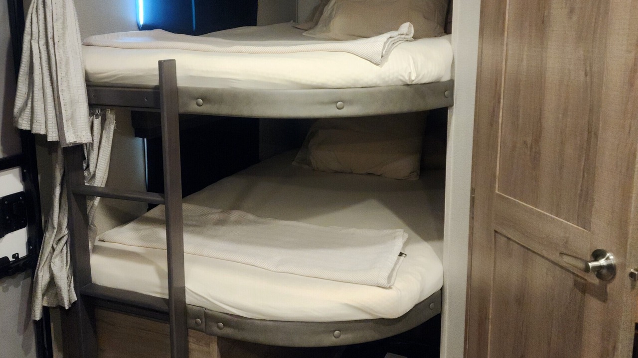 Photo of Bedroom in City-by-the Sea