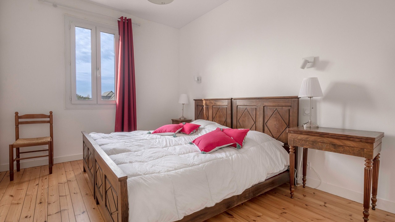 Photo of Bedroom in Le Pouliguen