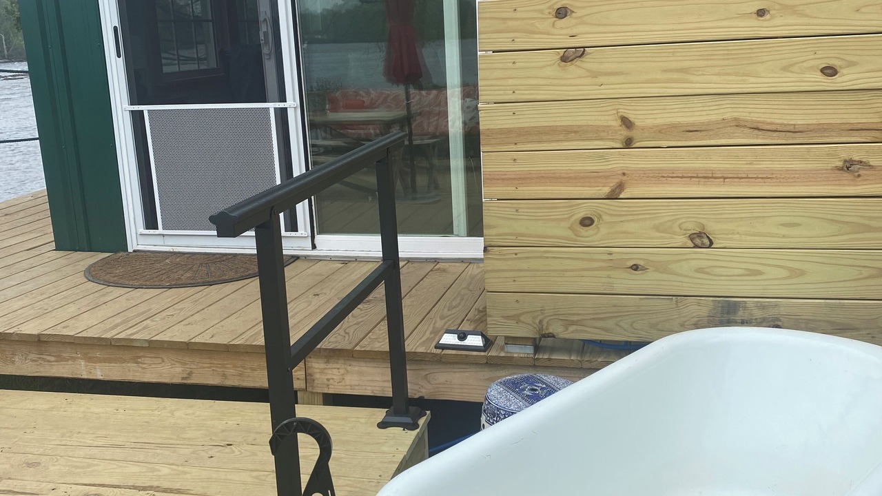 Photo of Patio Balcony in Rooseveltown