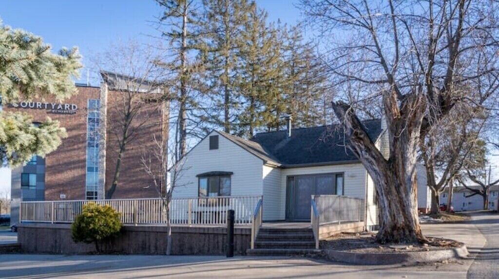 Photo of Outdoor in University Heights