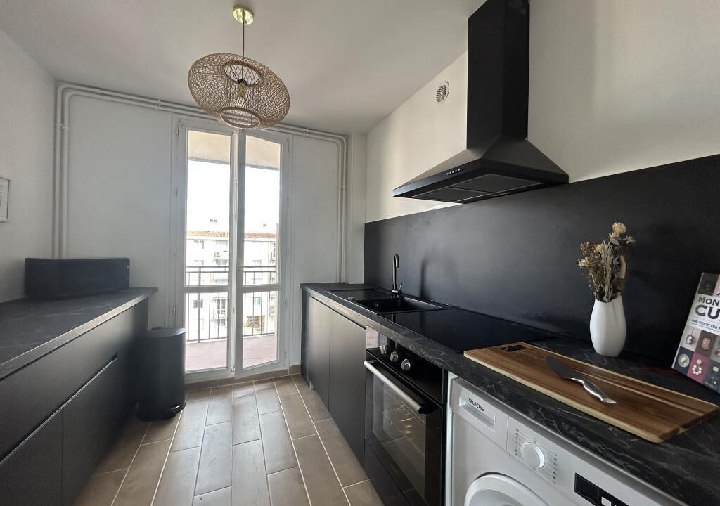 Photo of Kitchen in Bascule - Oratoire
