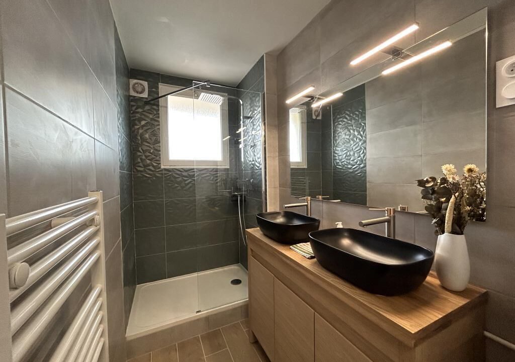 Photo of Bathroom in Bascule - Oratoire