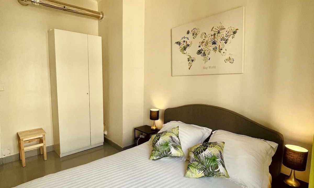 Photo of Bedroom in Voltaire - Saint Amour