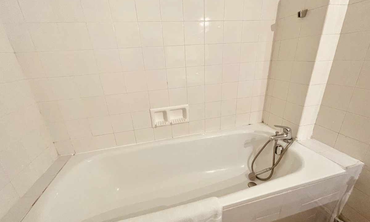 Photo of Bathroom in Voltaire - Saint Amour