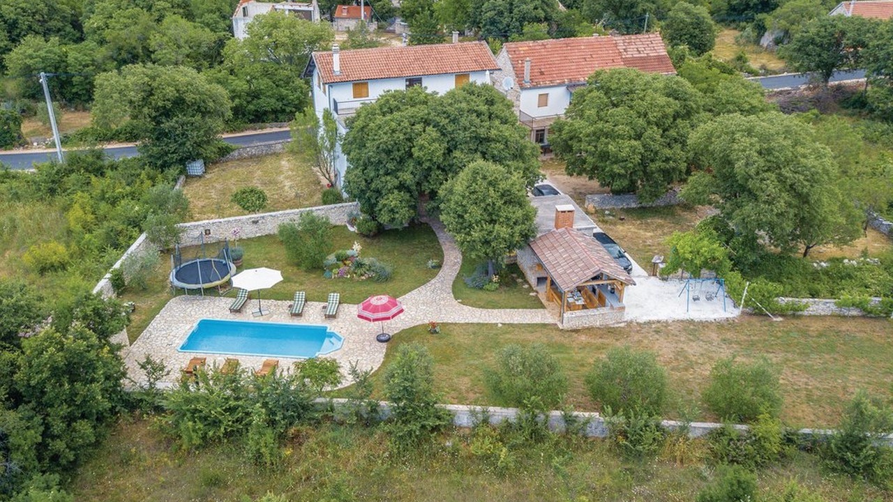 Photo of Outdoor in Puljane