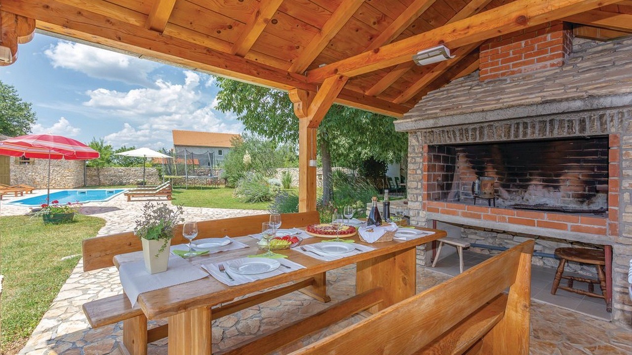 Photo of Outdoor in Puljane