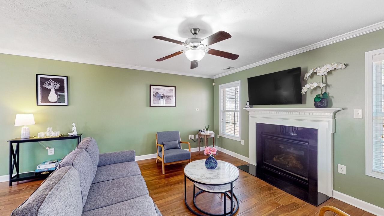Photo of Livingroom in Cameron