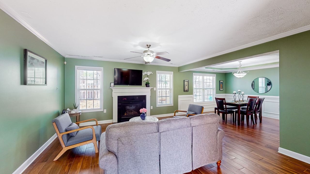 Photo of Livingroom in Cameron