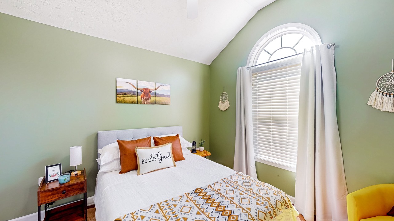 Photo of Bedroom in Cameron
