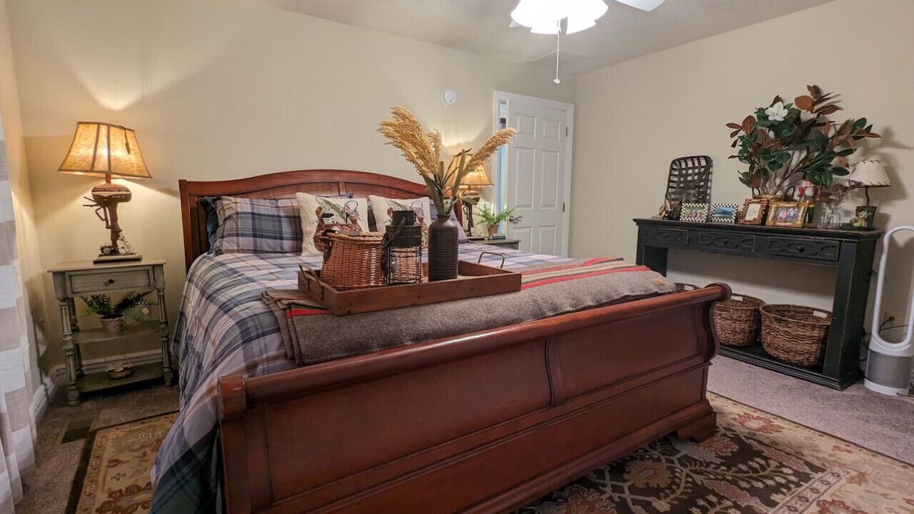 Photo of Bedroom in Eureka Springs