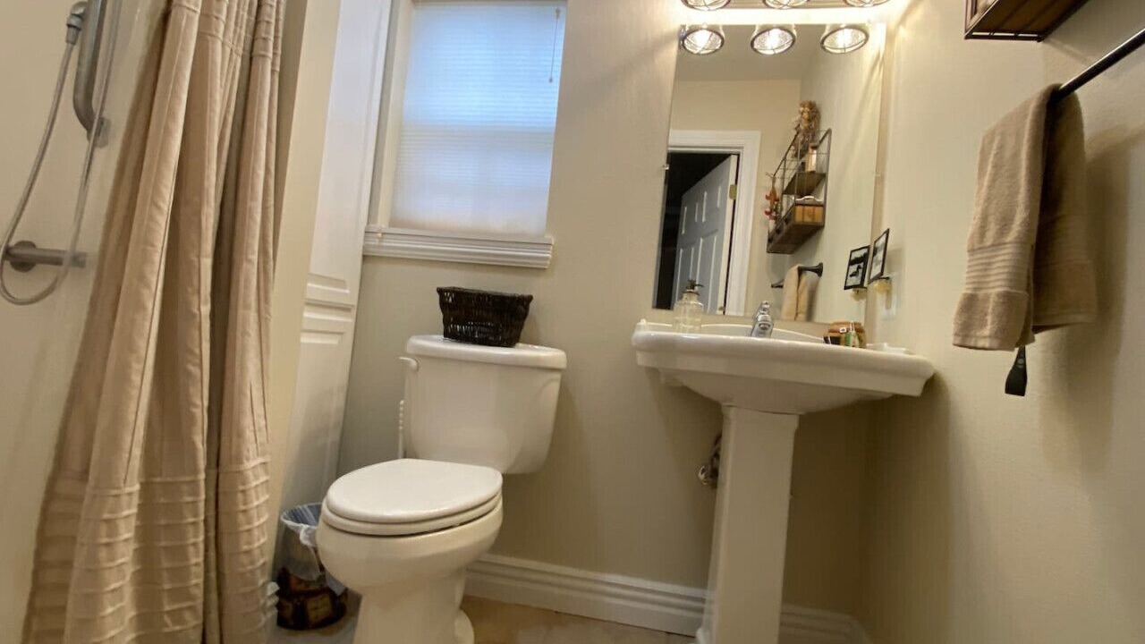 Photo of Bathroom in Eureka Springs