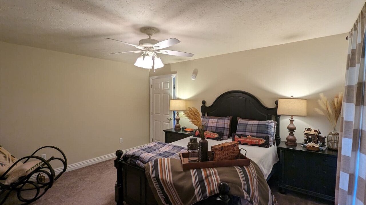 Photo of Bedroom in Eureka Springs