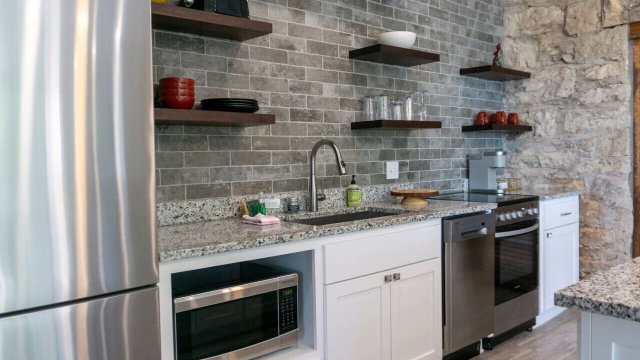Photo of Kitchen in Eureka Springs Historic District