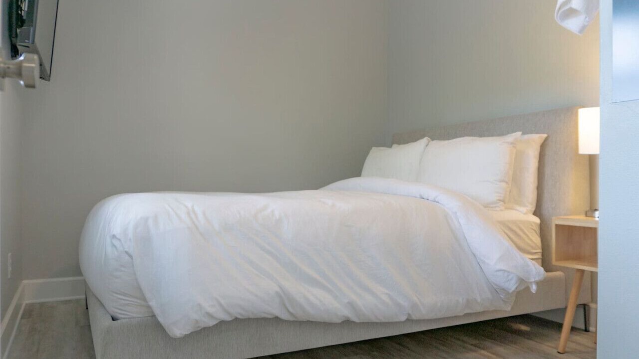 Photo of Bedroom in Eureka Springs Historic District