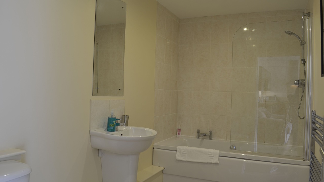 Photo of Bathroom in Arden