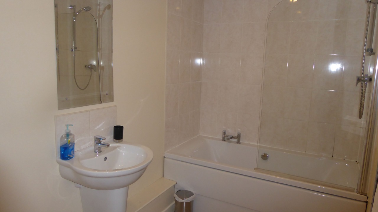 Photo of Bathroom in Arden