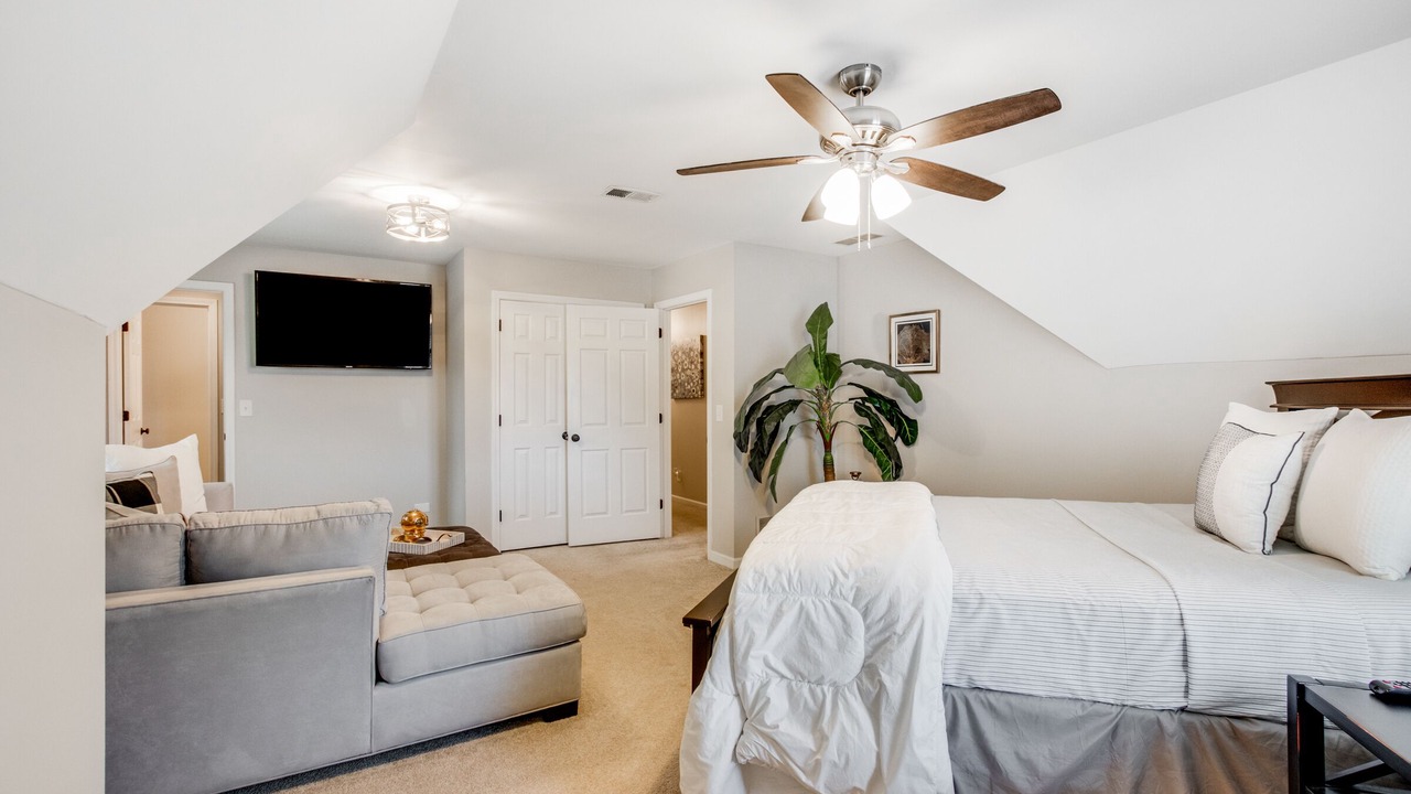 Photo of Bedroom in Sandy Springs