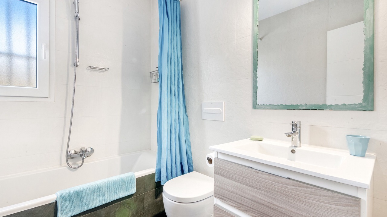 Photo of Bathroom in Tarraula