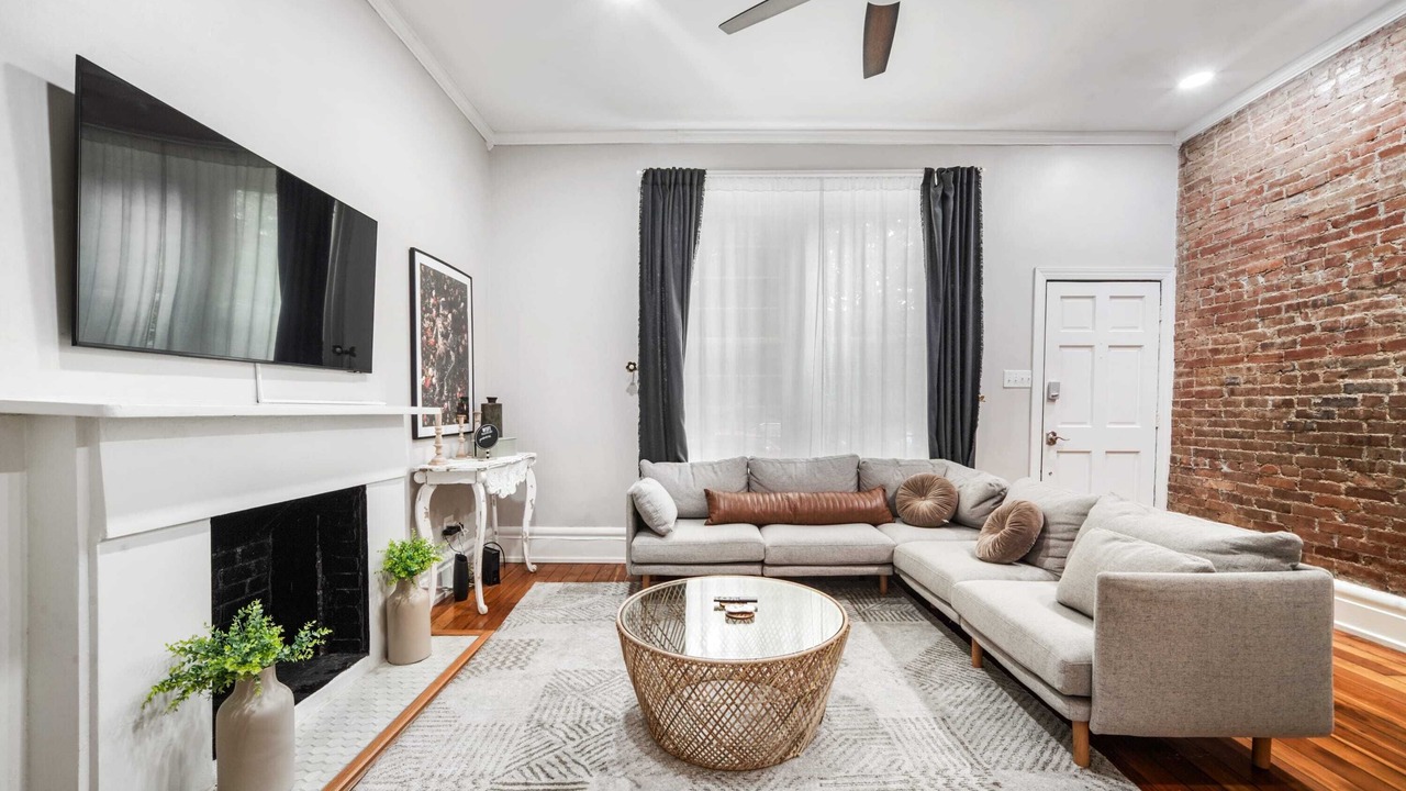 Photo of Bedroom in Shelby Park