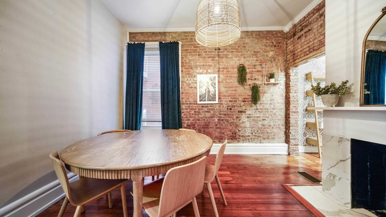 Photo of Bedroom in Shelby Park